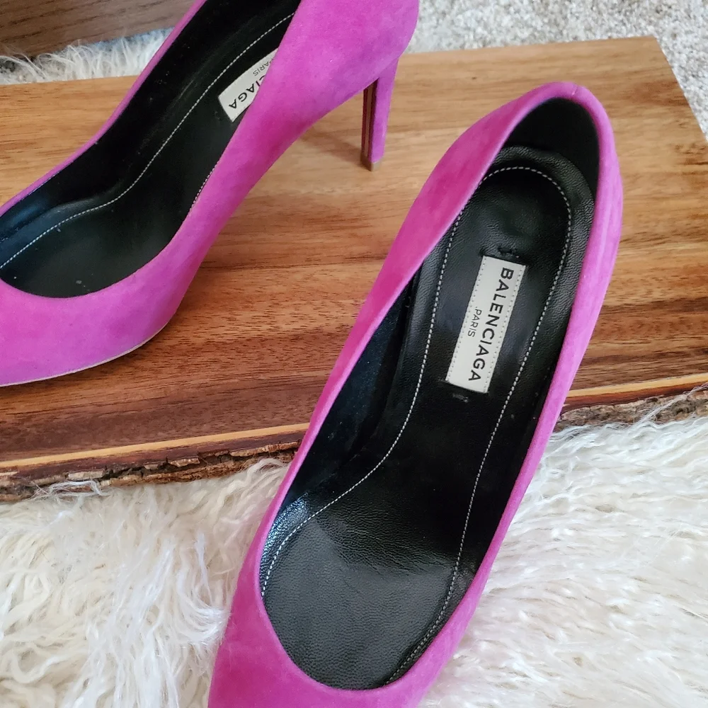 Balenciaga Magenta Suede Point Toe Heels - Picture 2 of 6
